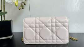 Picture of Dior Handbags _SKUfw239313105fw